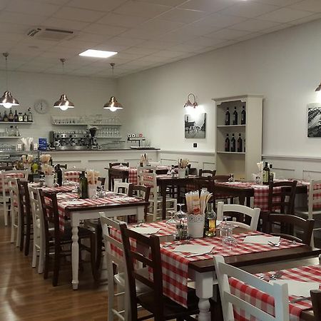 Albergo Pizzeria Sole San Giovanni Lupatoto Extérieur photo