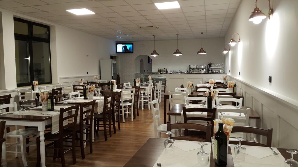 Albergo Pizzeria Sole San Giovanni Lupatoto Extérieur photo